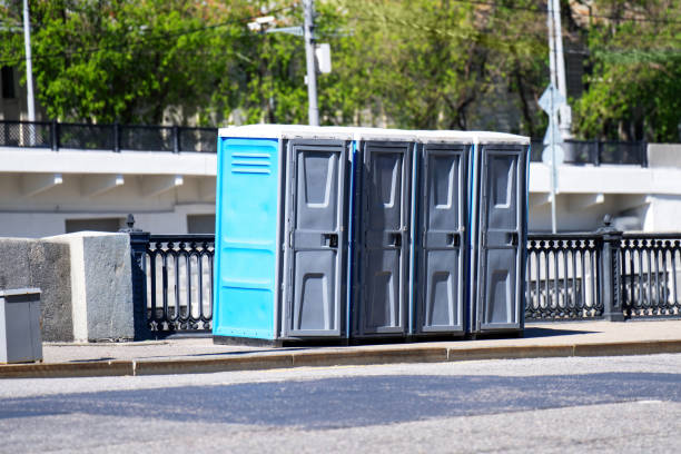 Best Portable restroom trailer rental  in Shenandoah, PA